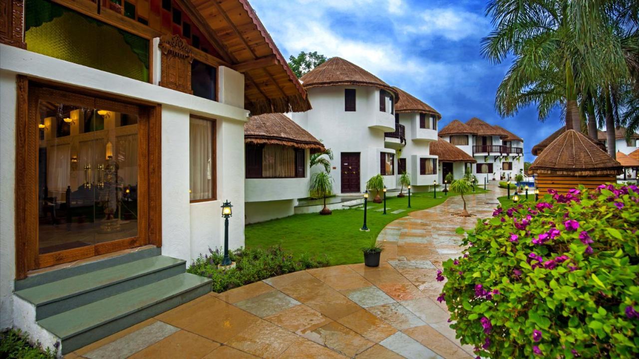 Nirali Resorts 라즈콧 외부 사진