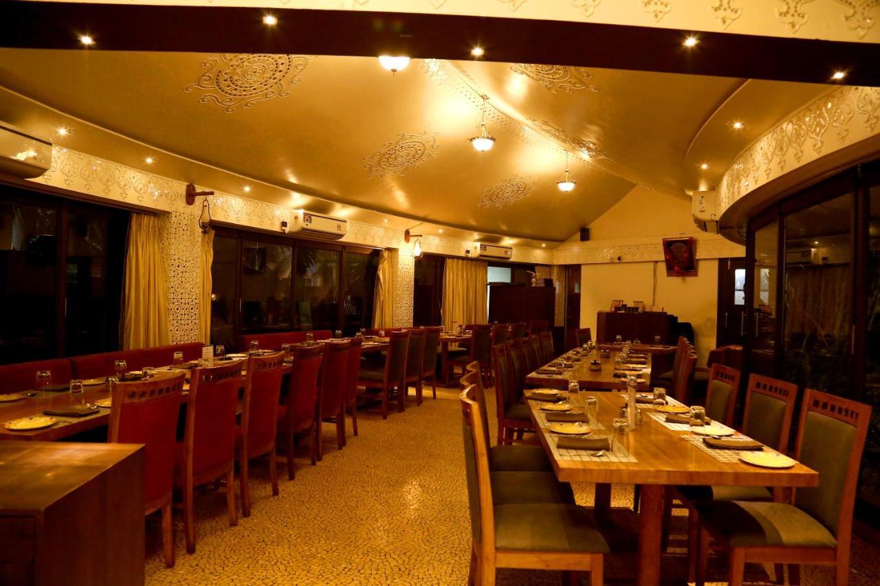 Nirali Resorts 라즈콧 외부 사진